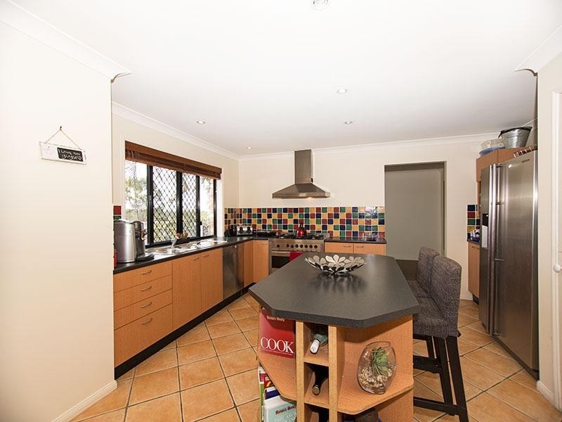 16 Noela Close, Carseldine QLD 4034