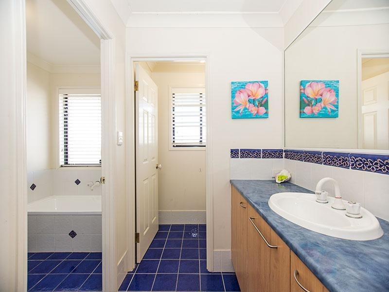 16 Noela Close, Carseldine QLD 4034