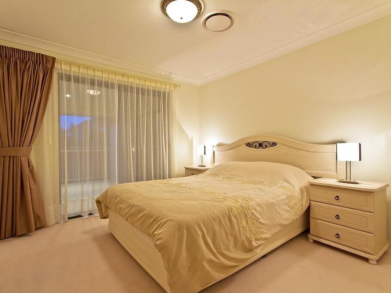 16 Azienda Place, Bridgeman Downs QLD 4035