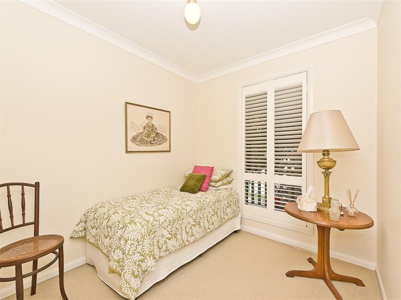 2 Fairhaven Street, Bridgeman Downs QLD 4035