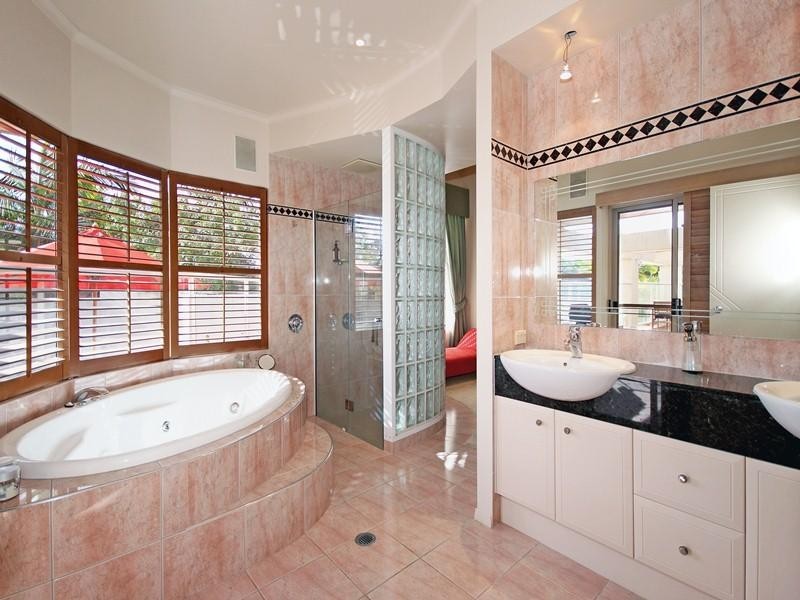 7 Nosworthy Close, Chermside West QLD 4032