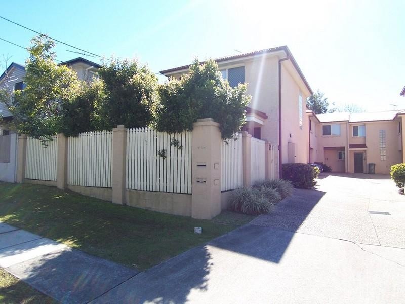 2/55 Latham Street, Chermside QLD 4032