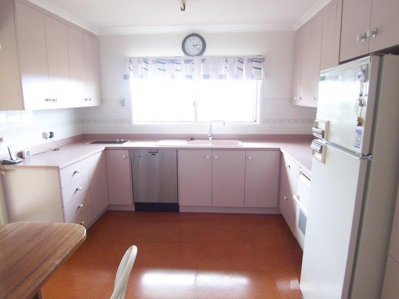 11 Belfort Street, Stafford Heights QLD 4053