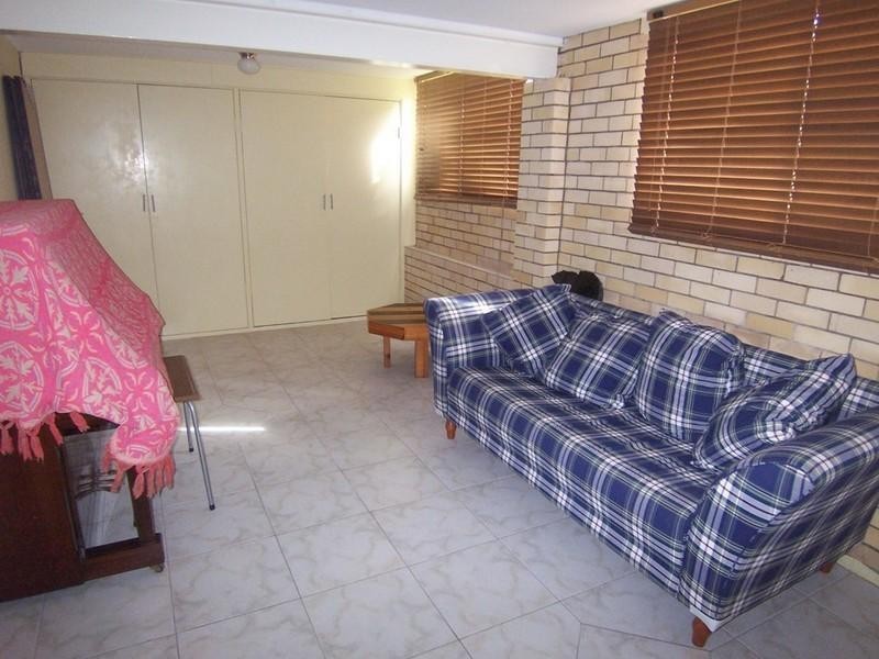 11 Belfort Street, Stafford Heights QLD 4053