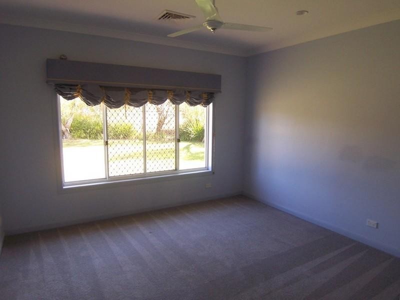 240 Ridley Road, Bridgeman Downs QLD 4035