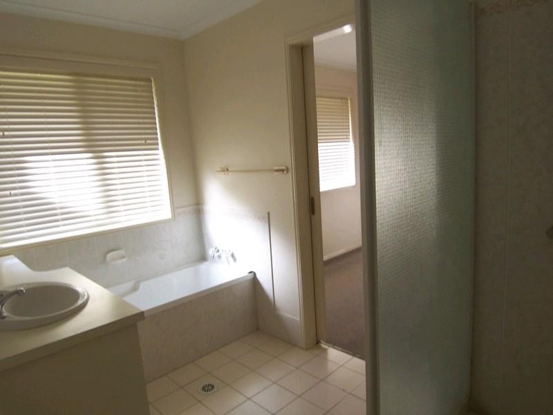 24 Murphy Road, Zillmere QLD 4034