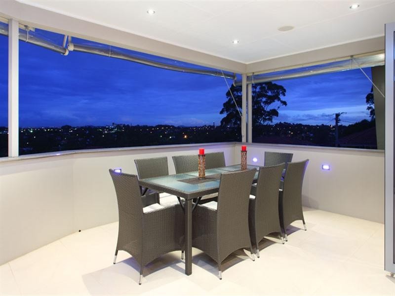33 Graymond Street, Chermside West QLD 4032
