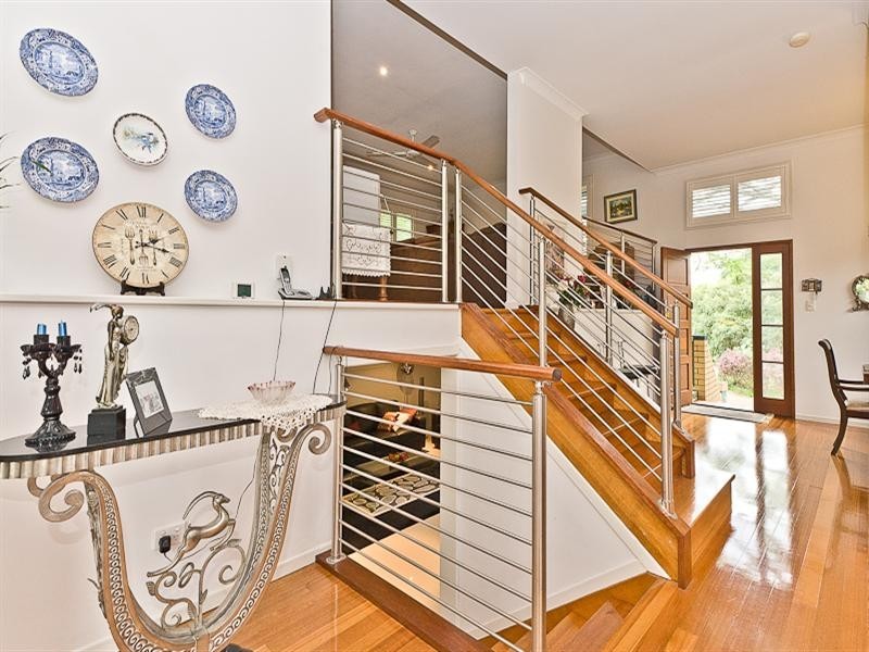 2047 Roghan Road, Bridgeman Downs QLD 4035