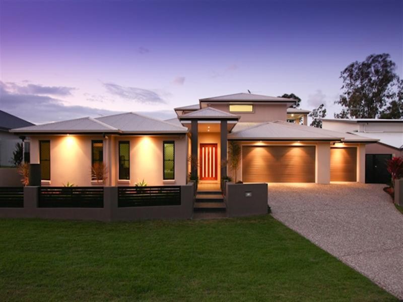 12 Silverbirch Place, Bridgeman Downs QLD 4035