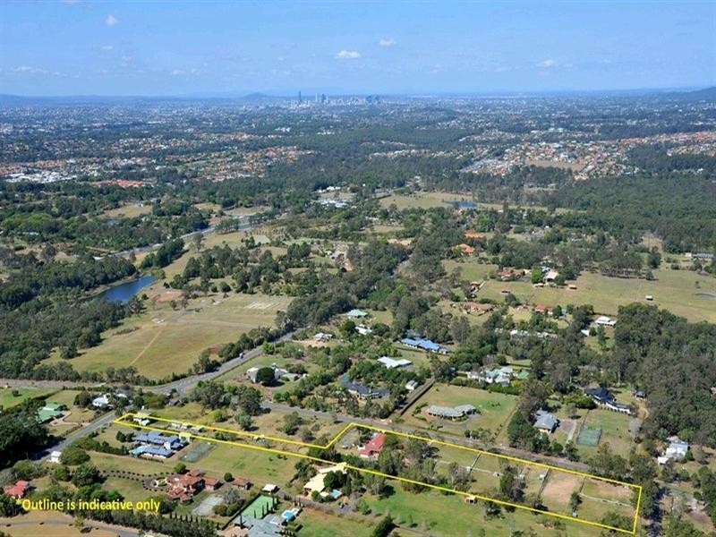 1031 Beams Road, Bridgeman Downs QLD 4035