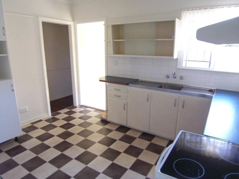 101 Main Avenue, Wavell Heights QLD 4012