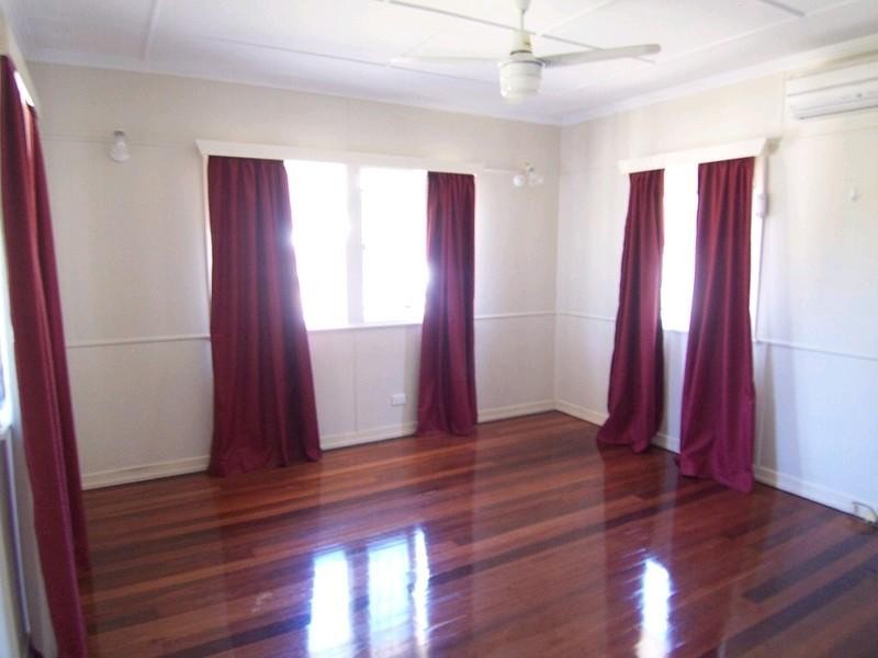 101 Main Avenue, Wavell Heights QLD 4012