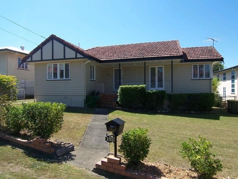 101 Main Avenue, Wavell Heights QLD 4012
