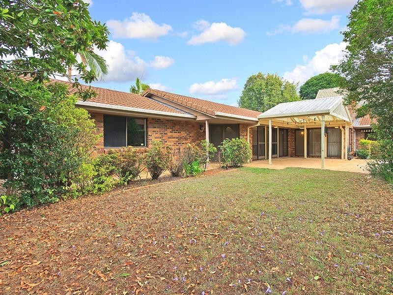 15 Fairhaven Street, Bridgeman Downs QLD 4035