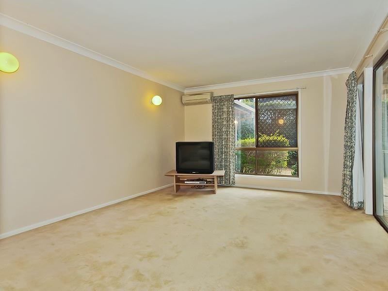 15 Fairhaven Street, Bridgeman Downs QLD 4035