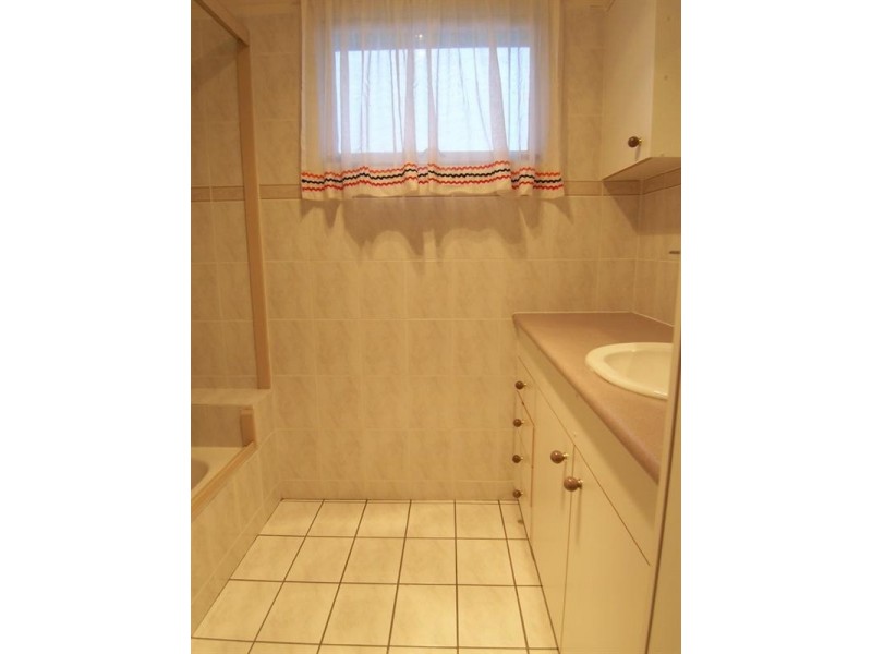 48 Kingaroy Street, Stafford Heights QLD 4053