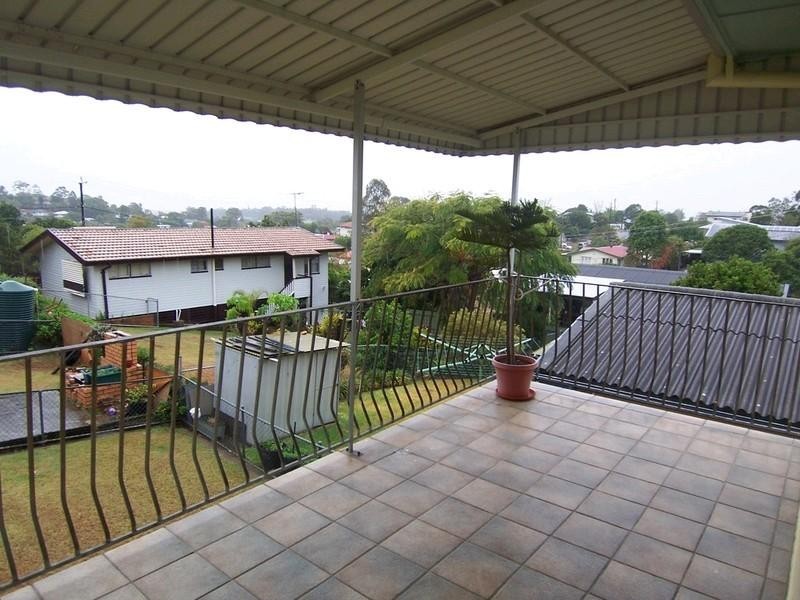 48 Kingaroy Street, Stafford Heights QLD 4053