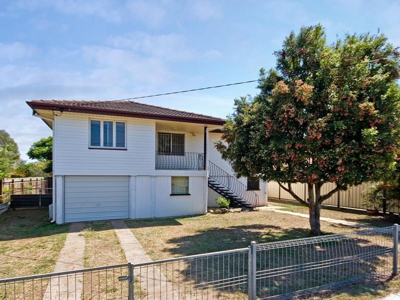 9 Goodfellows Road, Kallangur QLD 4503