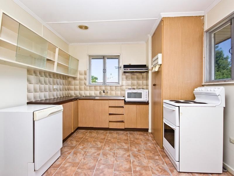 9 Goodfellows Road, Kallangur QLD 4503