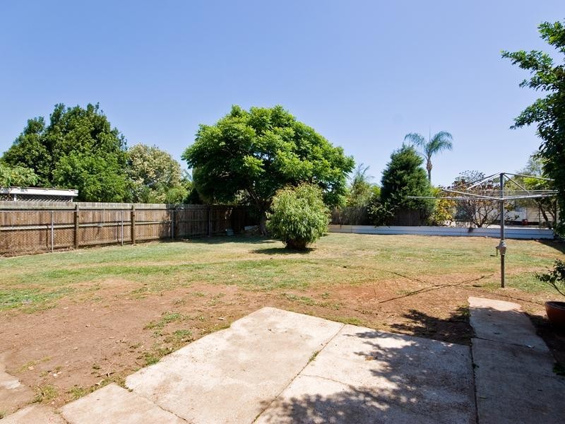 9 Goodfellows Road, Kallangur QLD 4503