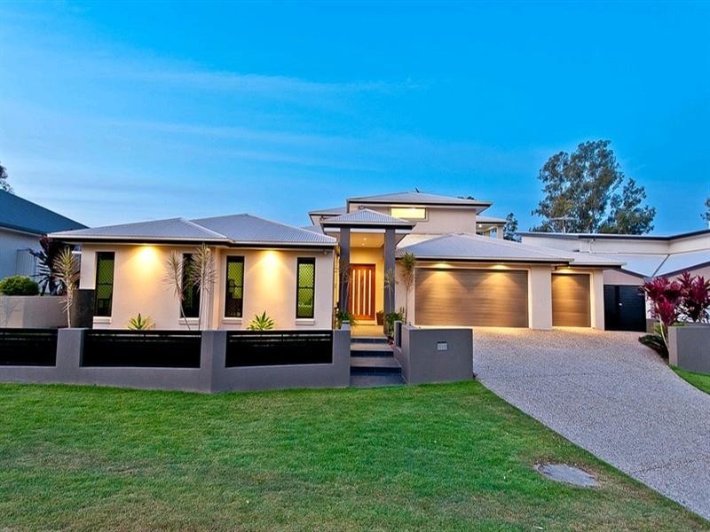 12 Silverbirch Place, Bridgeman Downs QLD 4035