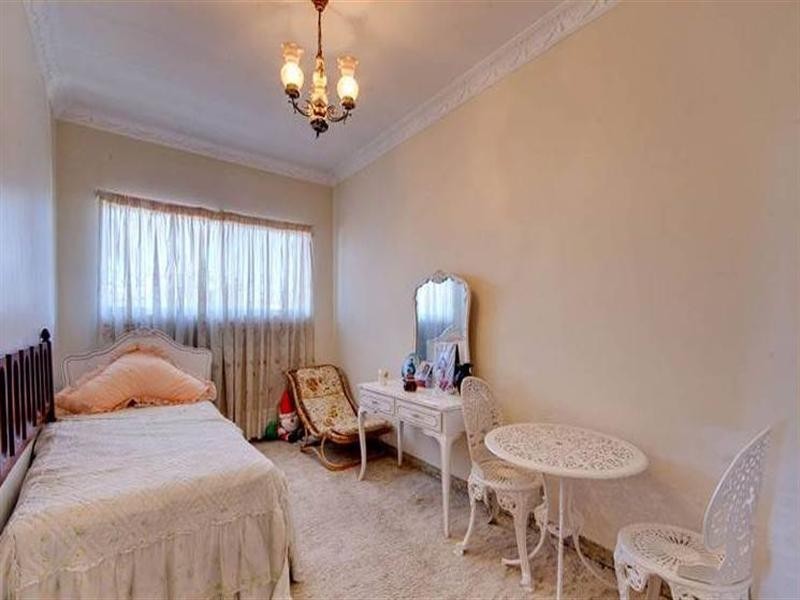 4 Yaldara Street, Carseldine QLD 4034