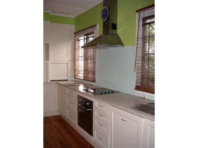 35 Hodgkinson Street, Chermside QLD 4032