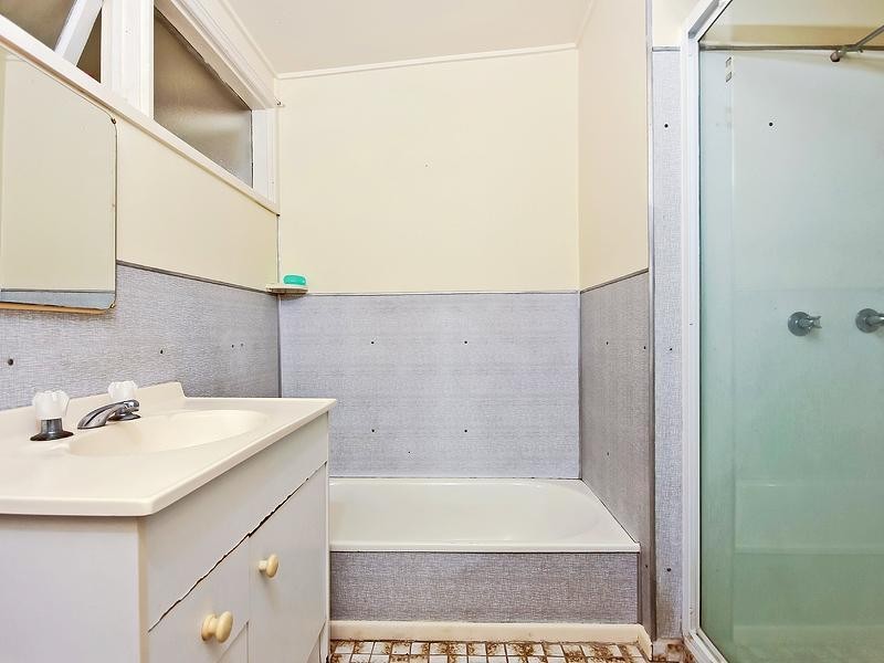 44 Narthanya Street, Chermside West QLD 4032