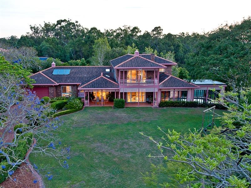 10 Stuart Close, Bridgeman Downs QLD 4035