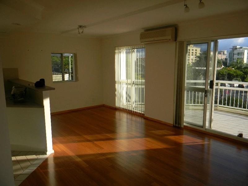 5/26 Merthyr Road, New Farm QLD 4005