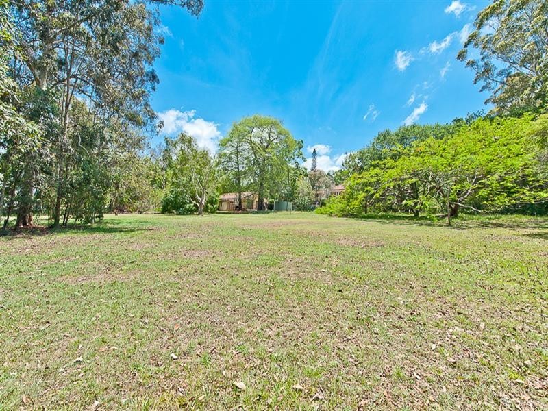 806 Beams Road, Bridgeman Downs QLD 4035
