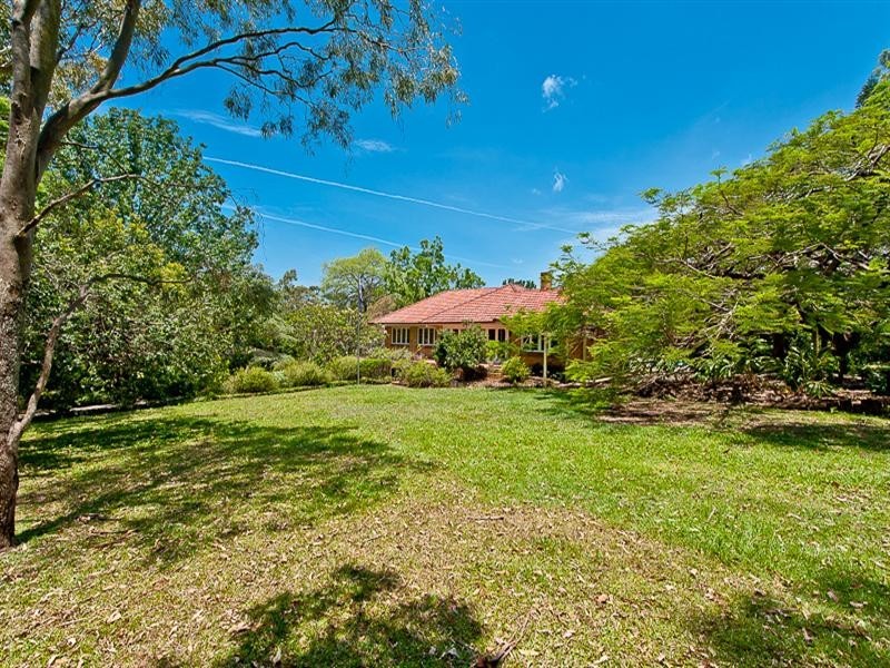 806 Beams Road, Bridgeman Downs QLD 4035