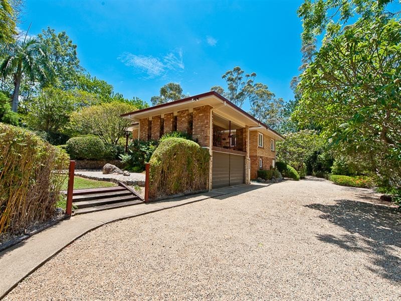 806 Beams Road, Bridgeman Downs QLD 4035