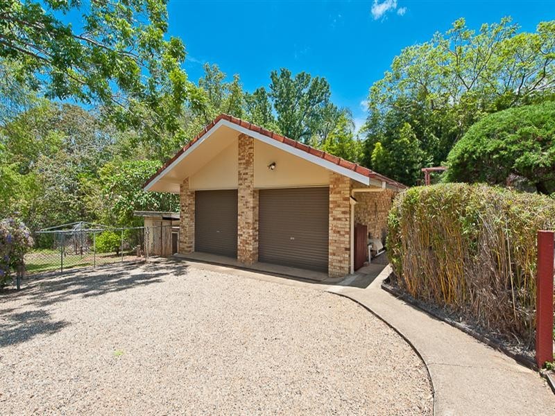 806 Beams Road, Bridgeman Downs QLD 4035