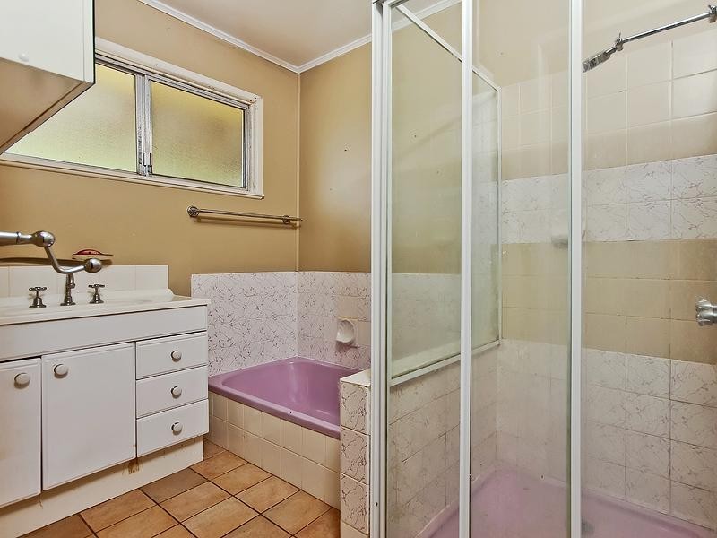 70 Araluen Street, Kedron QLD 4031