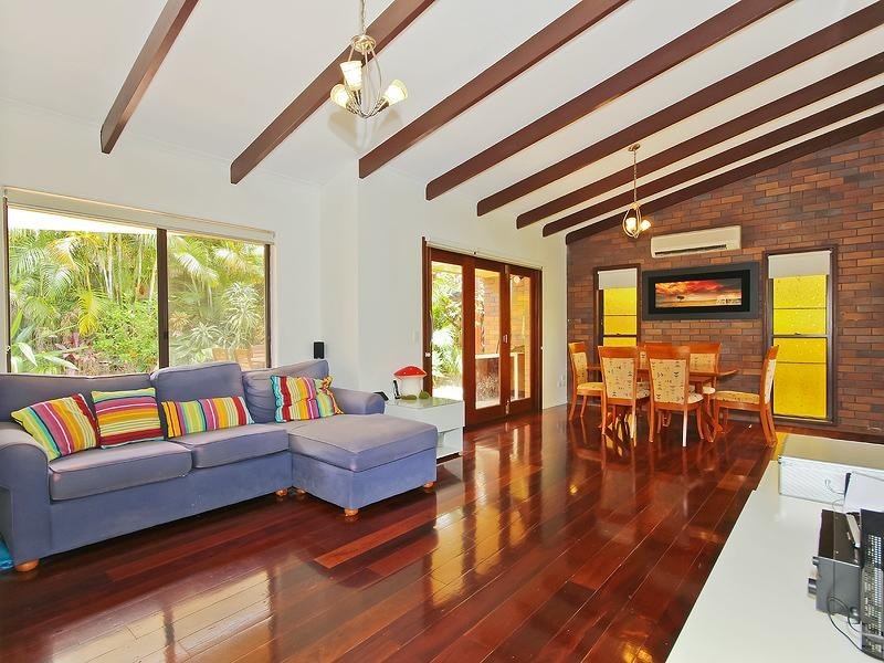 11 Walpole Street, Mcdowall QLD 4053