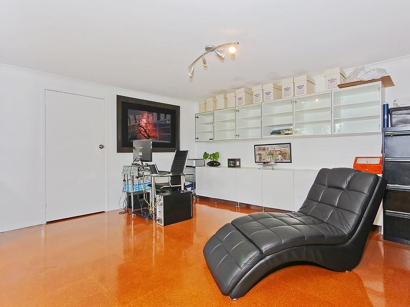 11 Walpole Street, Mcdowall QLD 4053