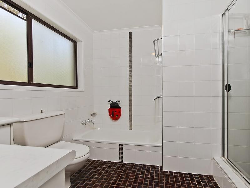 11 Walpole Street, Mcdowall QLD 4053