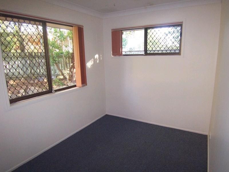 35 Wyena Street, Kallangur QLD 4503