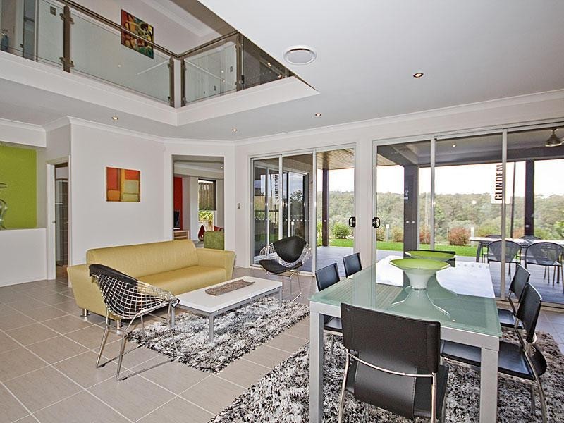7 Dennisvale Drive, Daisy Hill QLD 4127