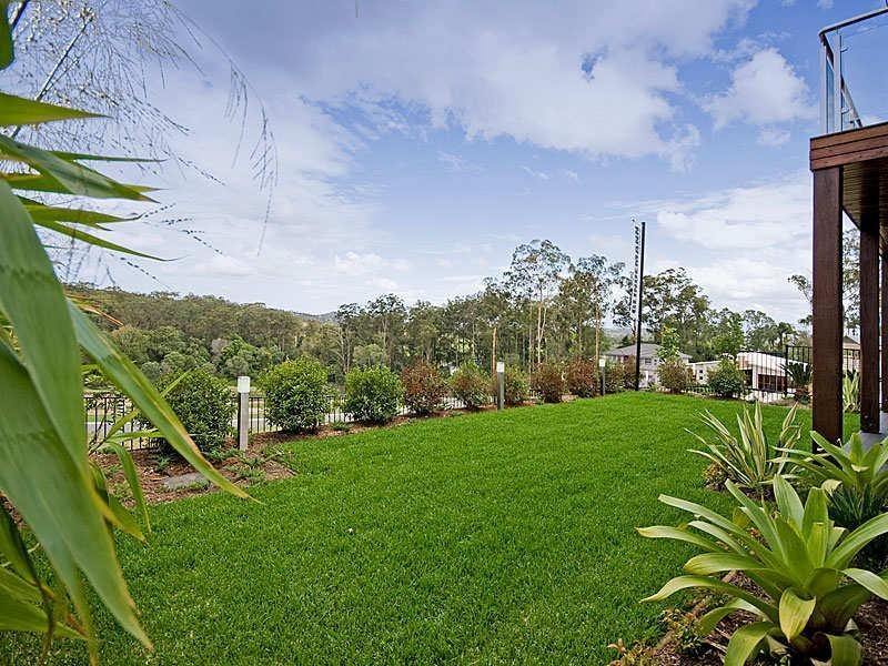 7 Dennisvale Drive, Daisy Hill QLD 4127