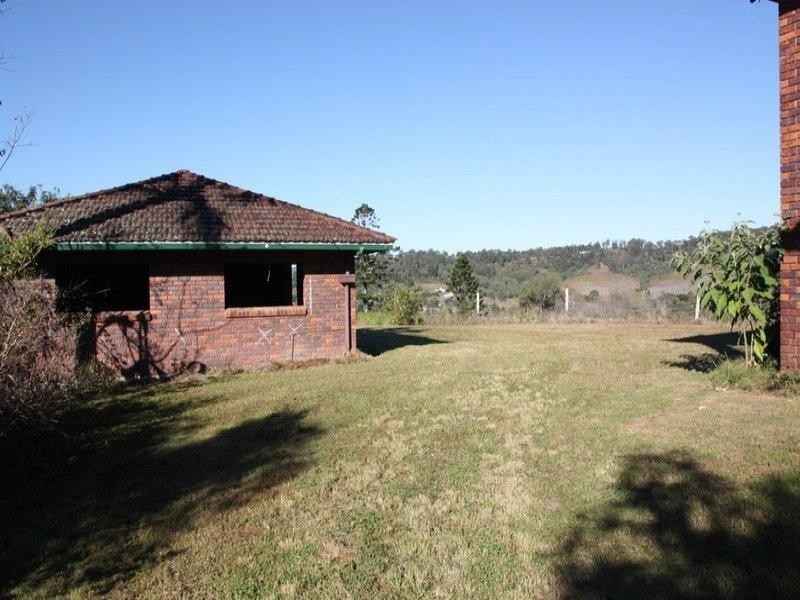 1 Ramsay Road, Clear Mountain QLD 4500