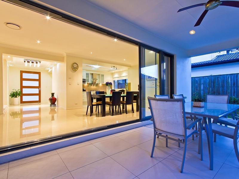 16 Azienda Place, Bridgeman Downs QLD 4035