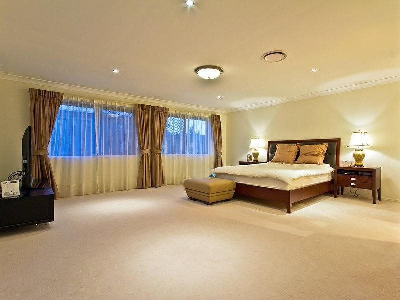 16 Azienda Place, Bridgeman Downs QLD 4035