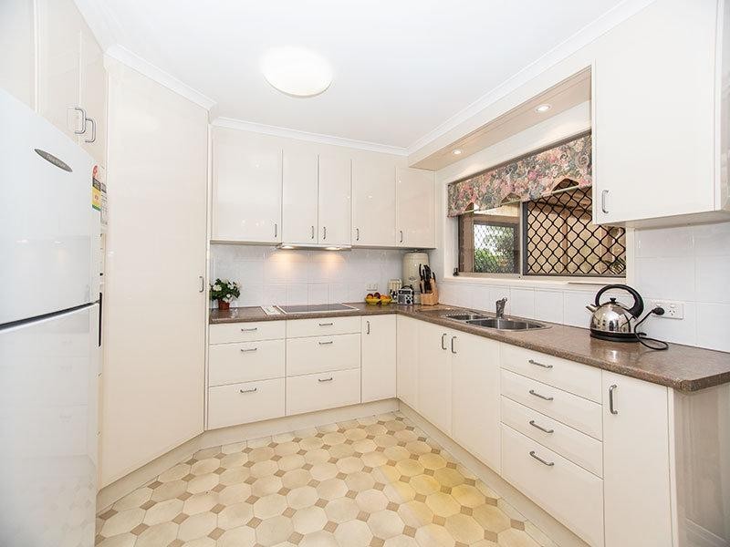 3 Bryant Street, Beachmere QLD 4510