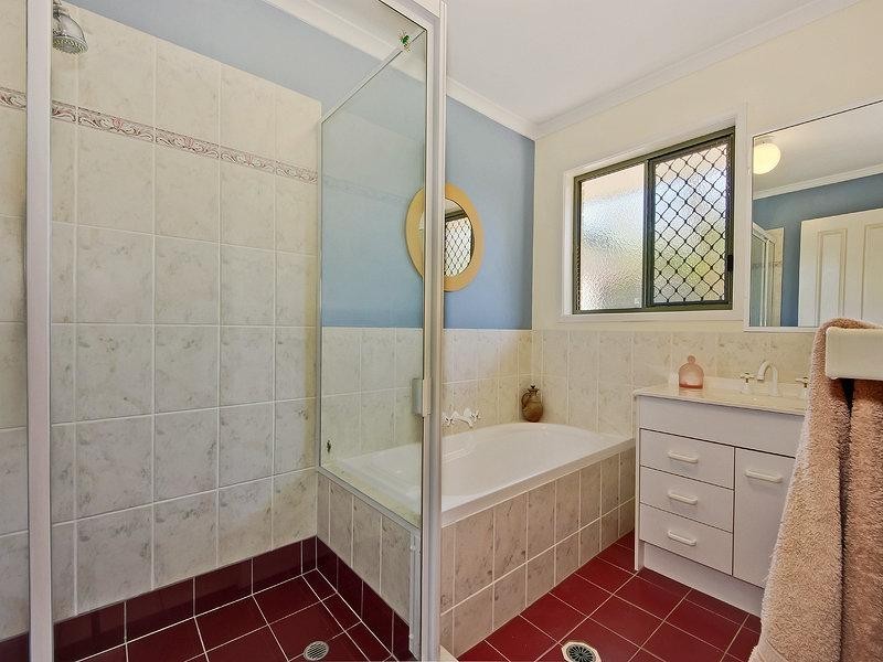 71 Spence Road, Wavell Heights QLD 4012