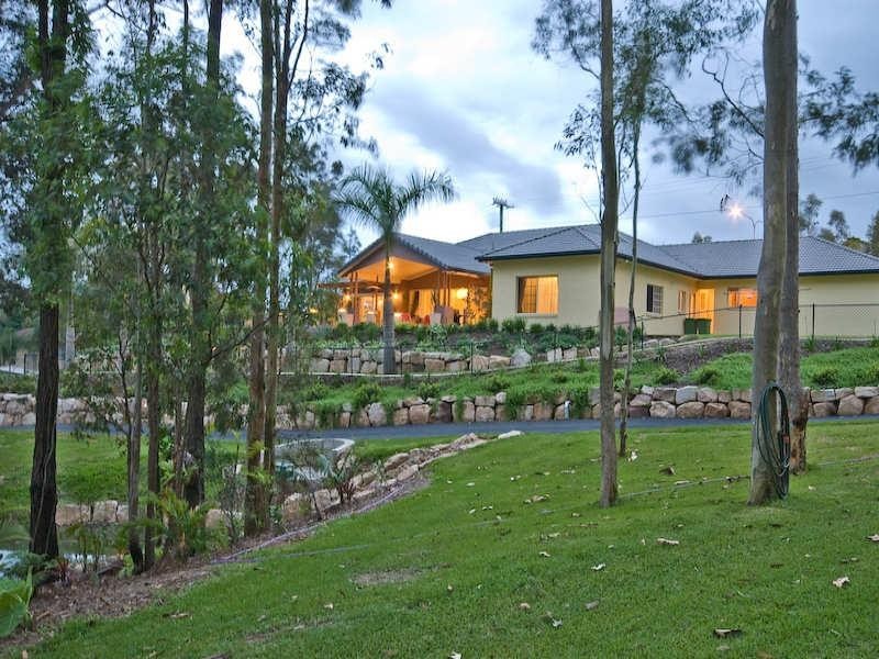 14 Gardonia Place, Albany Creek QLD 4035