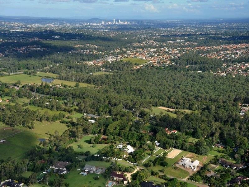 60 Tiverton Place, Bridgeman Downs QLD 4035