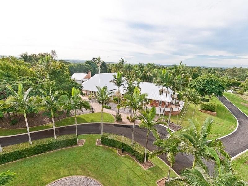 60 Tiverton Place, Bridgeman Downs QLD 4035