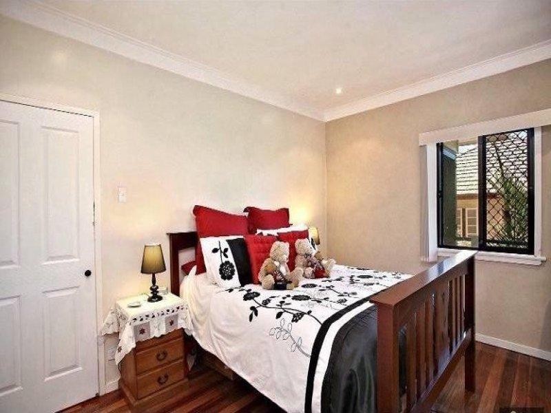 265 Hamilton Road, Chermside QLD 4032